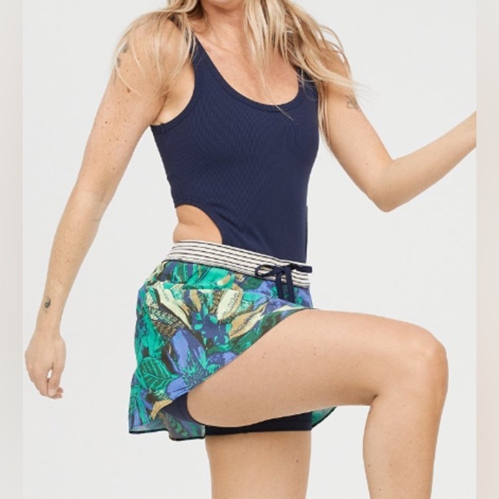 Aerie OFFLINE Ribbed Cut Out M
Romper Dress tennis dress runsie